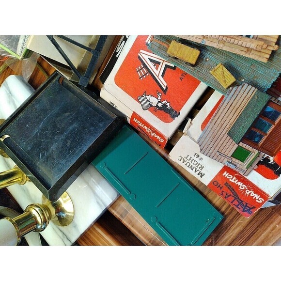 VINTAGE 1970s BACHMANN  TRAIN SET tracks engine cars - Picture 6 of 16